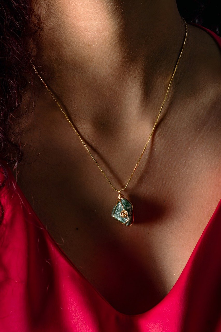 jewels, woman, necklace-7739143.jpg